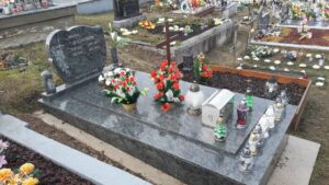 Realizácia a návrh hrobov, pomníkov a náhrobkov z prírodného kameňa v Žiline a okolí | Kamenárstvo Puškár